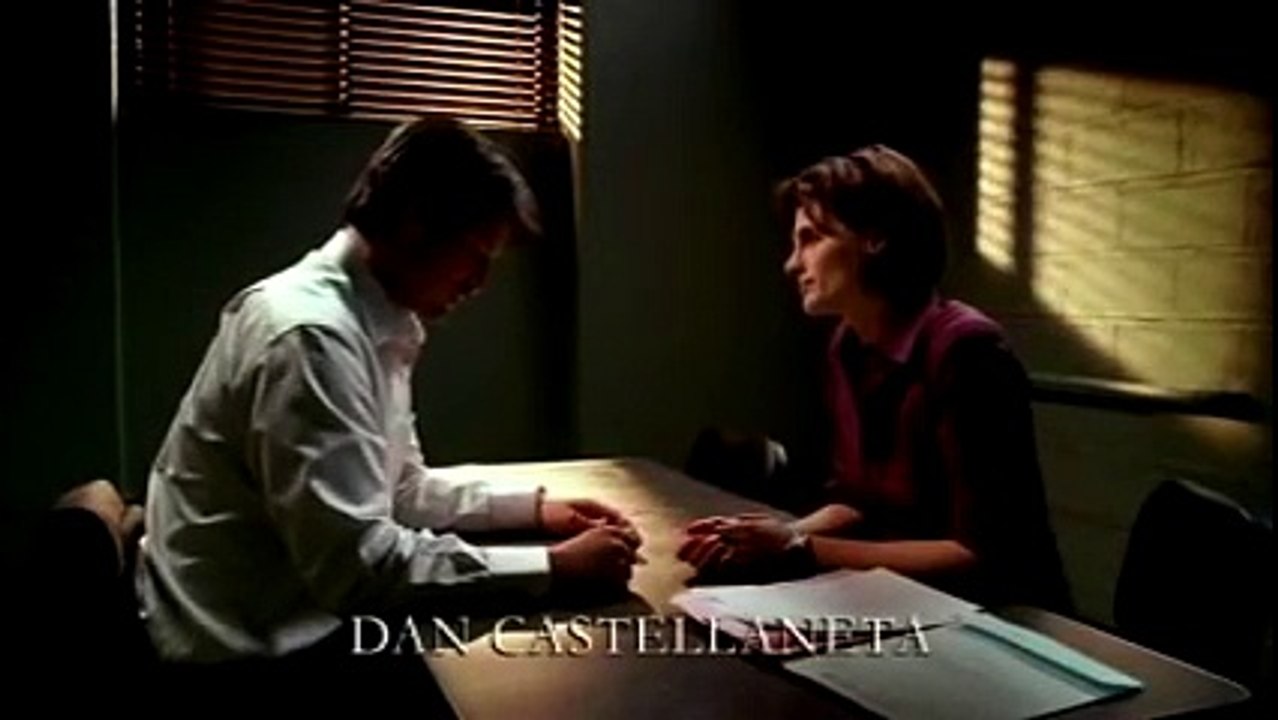 Castle Español Latino Trailer