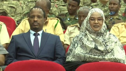Somalili Askerlerin Türkçe Şarkısıyla, Mogadişu'da Askeri Üs Açıldı