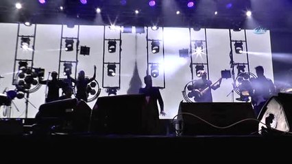 Murat Boz Erzurum'u Salladı