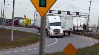 Semi Truck Drops His Trailer In The Middle Of Dixie Road