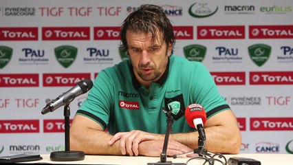 Section-Paloise-Stade Français (23-25), conférence de presse d'après-matchavec Gunther, Pierre et Mannix.