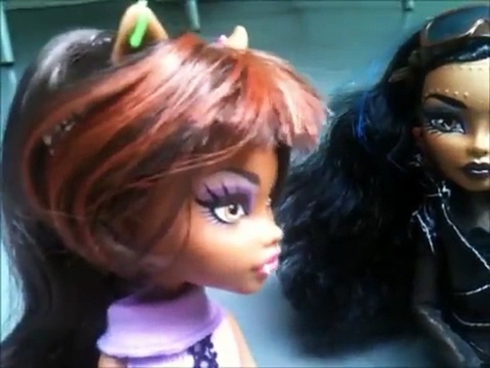 Monster High Mayhem- Episode 55 Ni-Hao JINAFIRE!