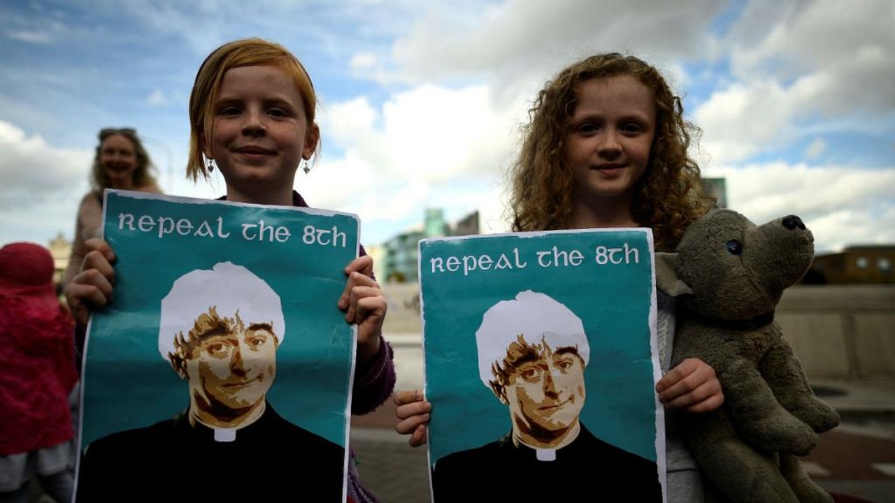Ιρλανδία: Μαζική διαδήλωση για την αποποινικοποίηση των εκτρώσεων