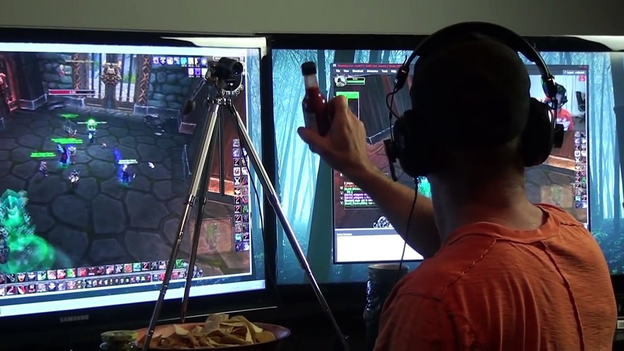 live-stream day+ hot sauce
