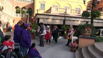 Epcot Italys CHRISTMAS WITCH - LA BEFANA - Holidays Around The World