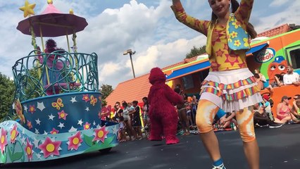 Sesame Street sesame place parade
