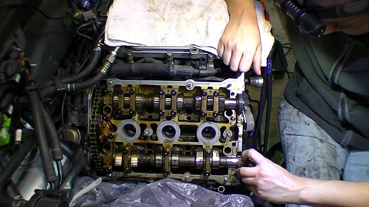 Yenn Time Ep 4 - V6 30v Passat Audi A4 A6 Oil Leak Repair - Valve Covers, Cam Seals, Tensioner