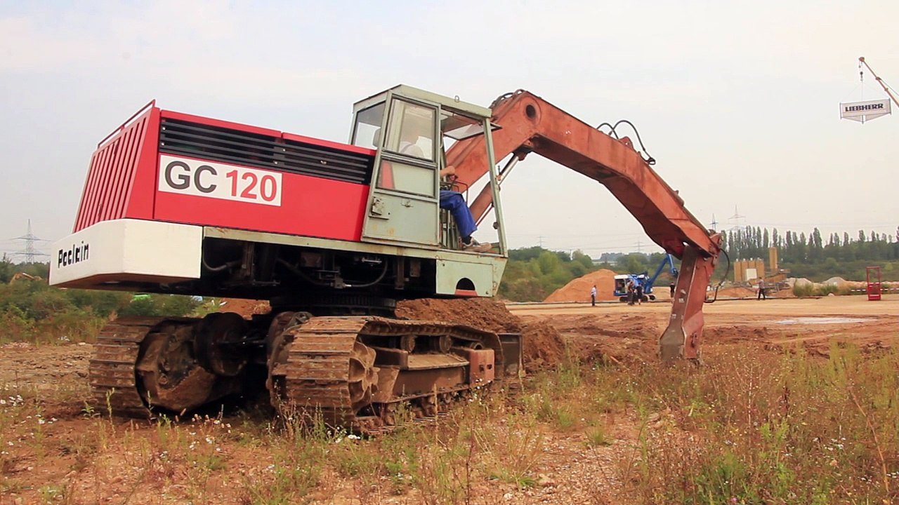 Poclain GC120 Flörsheim Weilbach 2017 (Sonntag 2)