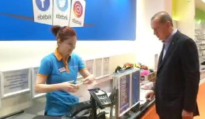 Cumhurbaşkanı Erdoğan, torunu için alışveriş yaptı
