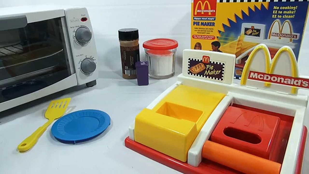 McDonalds Happy Meal Magic Pie Maker Set, 1993 Mattel Toys (Fun Recipes)