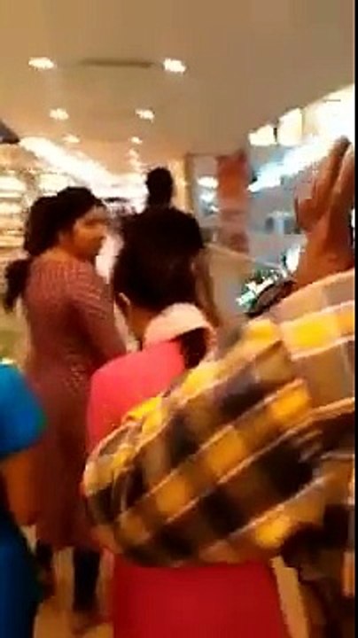 samantha and Naga Chaitanya in mall