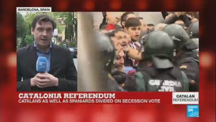 Spanish police intervene in several polling stations for Catalonia referendum