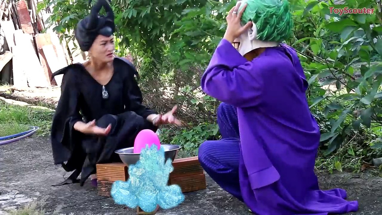 Frozen Elsa Gets EYES HANDS! w/ Joker, Venom, Spiderman & T-Rex Dinosaur in Real Life