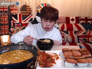 BJ꽃돼지 스팸초밥+배추김치+삼양라면2개 먹방