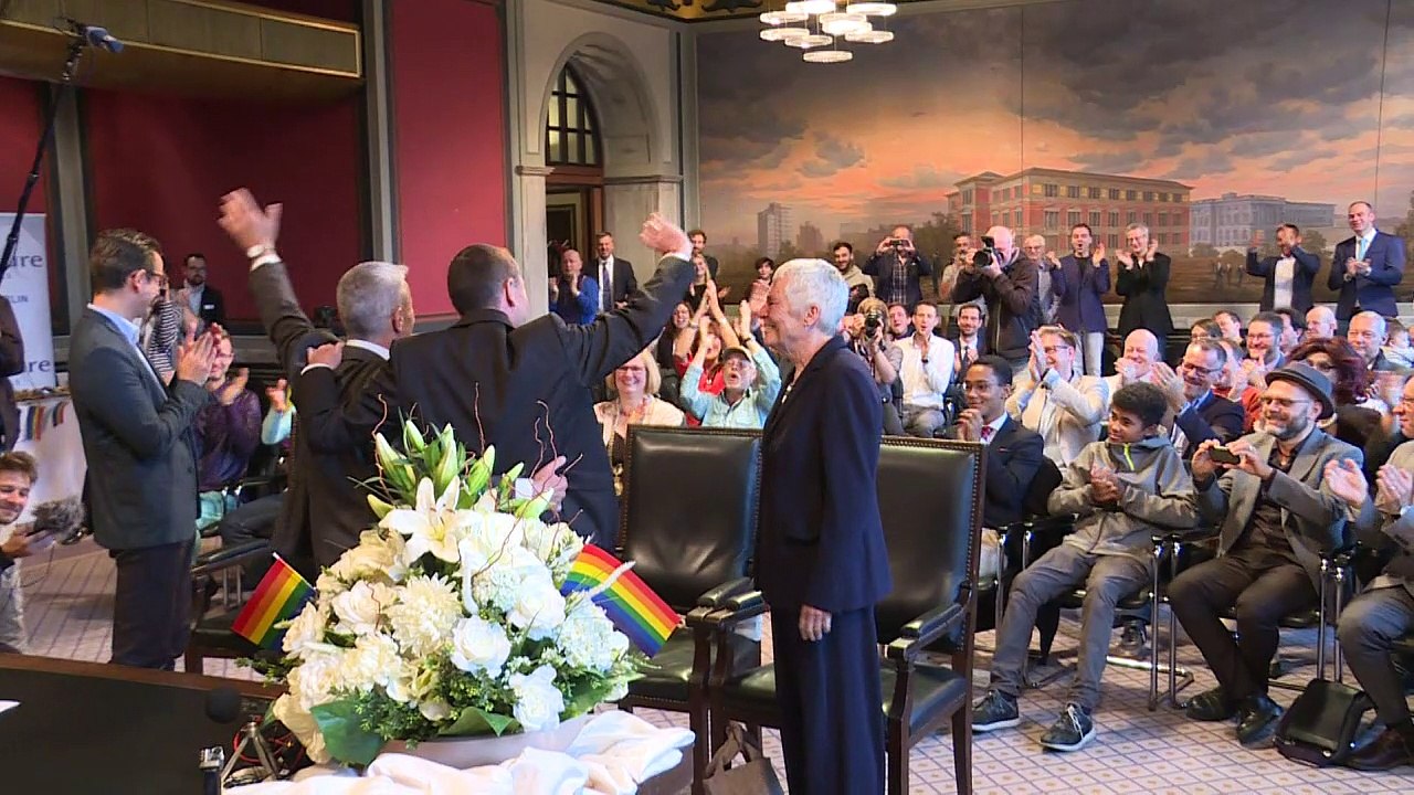 Erste gleichgeschlechtliche Ehe in Berlin geschlossen