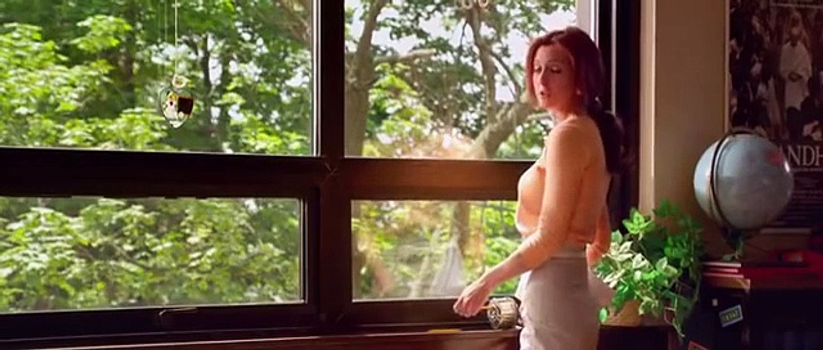 Why School Boys want Eva Amurri Martino As a Teacher