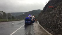 Zonguldak Hasta Taşıyan Ambulans Kaza Yaptı