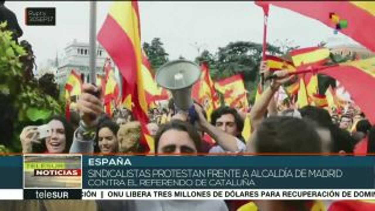 Sindicalistas españoles marchan contra el referendo de Cataluña
