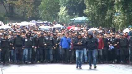 Trabzon Taraftarı Vodafone Park'a Geldi