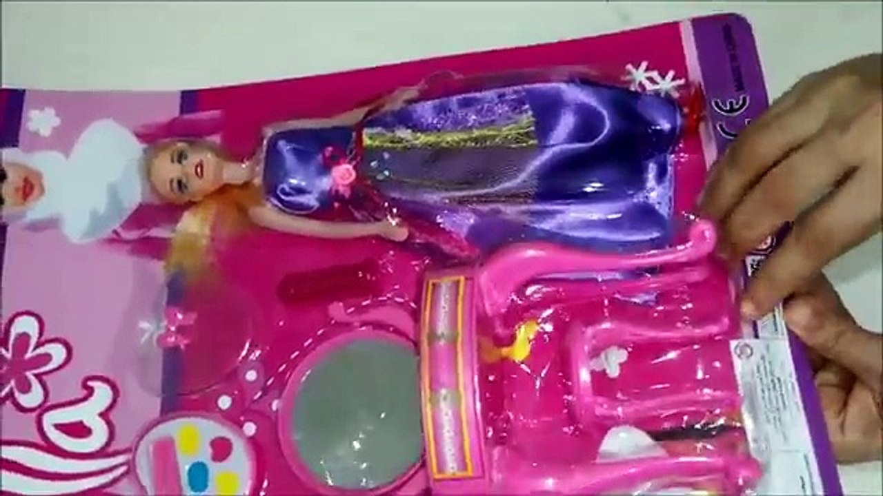 لعبة العروسة و أغراضها : المكياج و التسريحة : لعبة المكياج : العاب بنات : العاب عبير