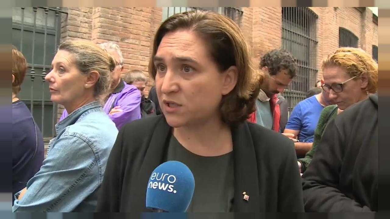 Barcelonas Bürgermeisterin Colau fordert Rücktritt von Rajoy