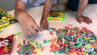 GIANT CANDY CHALLENGE! Worlds Biggest Candy magic transform Family Fun Taste Test