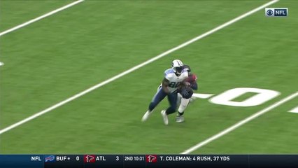 Mariota fires to Walker for 21-yard gain