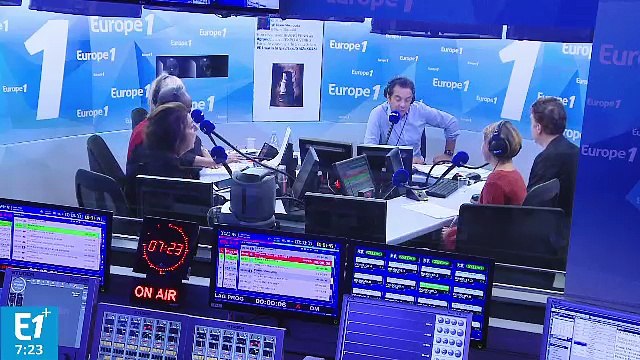 Pourquoi les avions laissent-ils dans le ciel des traînées blanches, et pas noires ?