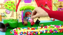 PEPPA PIG Y EL CUENTO DEL MAGO DE HOZ CON PINYPON! Historia sorpresa con juguetes de Hada de Fresa