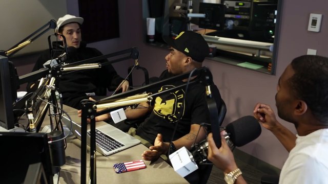 BERNIE SANDERS IS ROBIN HOOD - The Brilliant Idiots