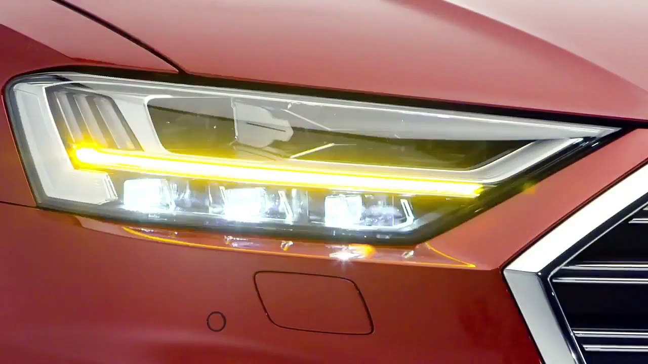 2018 Audi A8 VS Mercedes S-Class - King Goes To..-td_3Zcp2YAI