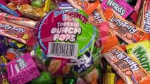Cutting Tootsie Roll Lollipops Open New Party in My Tummy Learn Colors with Candy - Hot Wheels Cars