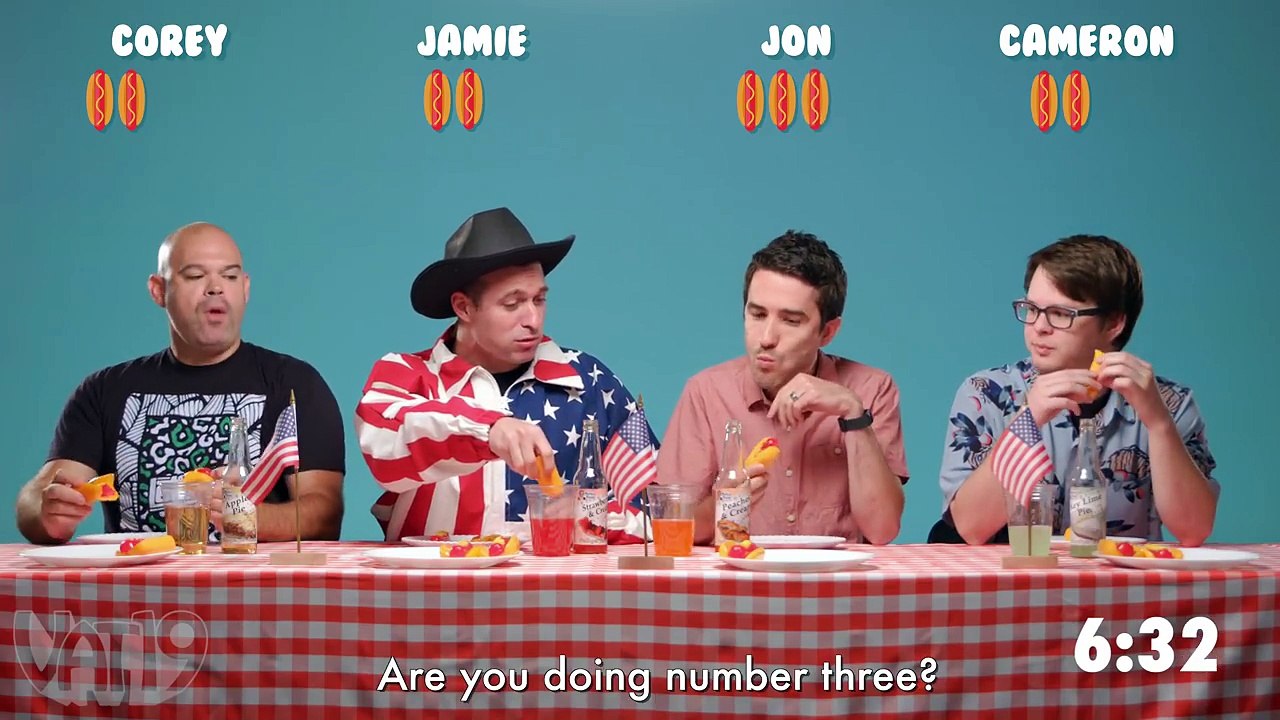 GUMMY Hot Dog Eating Contest-FOGm3rbb_Nw