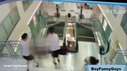 5 Incredible & HeartTouching Moments When Mom Saves Kids-w6q46nDyVG0