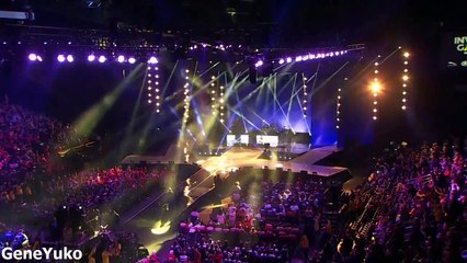 Bruce Springsteen and Bryan Adams perform "Badlands" (LIVE at Invictus Games 2017 Closing Ceremony)