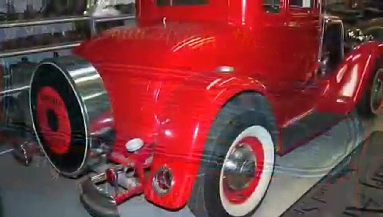 The Kustom Shop Lincoln Nebraska | VooDoo Larry Kustoms Hot Rod Lincoln