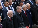 Şehit Yüzbaşı Erdal'ın Cenazesinde Erdoğan, Kılıçdaroğlu ve Bahçeli Yan Yana Saf Tuttu