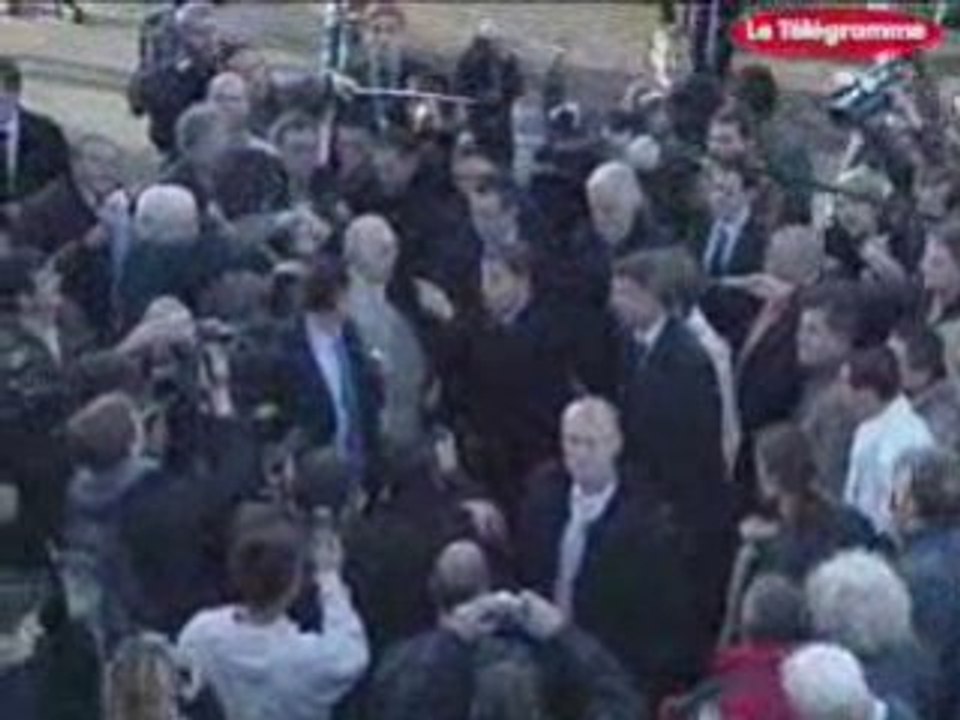SARKOZY : COUP de BOULE du pêcheur
