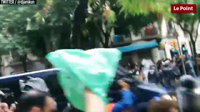 Référendum en Catalogne : une journée de vote et d'affrontements