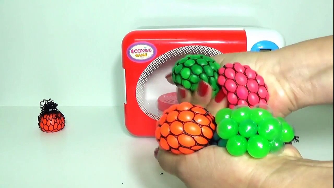 LEARN COLORS with Balloons - Babies Songs - Nursery Rhymes for Kids