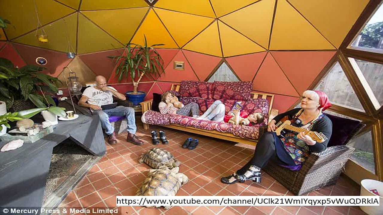 Las Vegas shooting: Rupture! stun minute police Raged Stephen Enclosure's inn room