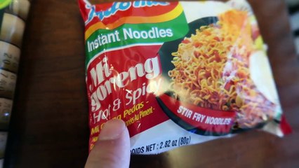 COMPARING SPICY RAMEN Around The WORLD || Life After College: Ep. 544