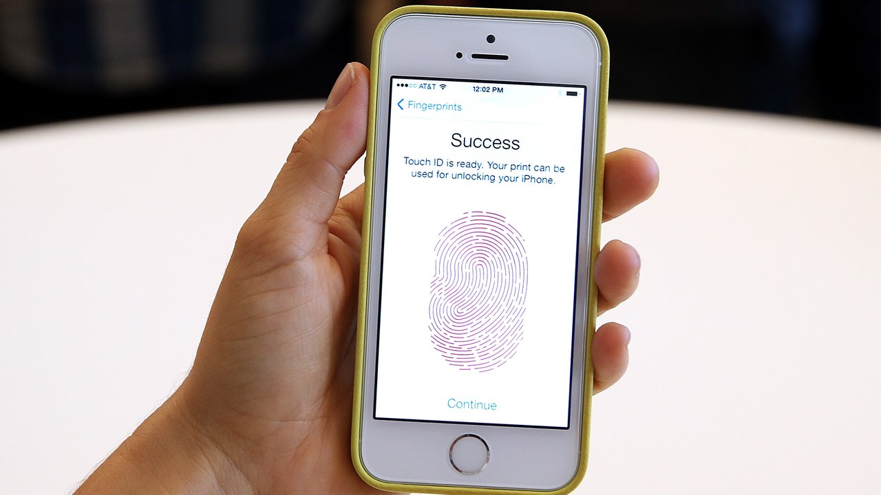 The $1,000,000 text message that remotely hacks your iPhone