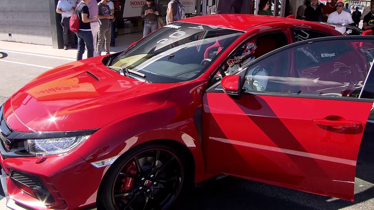 Tres campeones del mundo prueban el nuevo Honda Civic Type R
