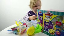 Frosting Fun Bakery- Play-Doh Sweet Shoppe Frosting Fun Gingerbread Man - Unboxing Review Backing