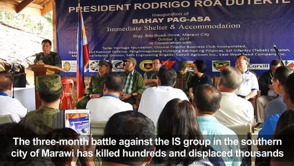 Philippines President visits evacuation camp in Marawi