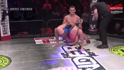 Il immobilise son adversaire avec une prise de catch déjantée (Vidéo)