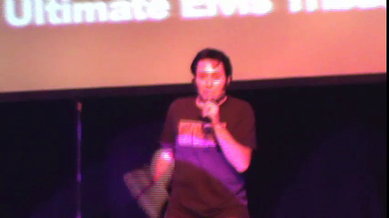 Jim Barone sings 'Old MacDonald's Farm' Elvis Week 2013