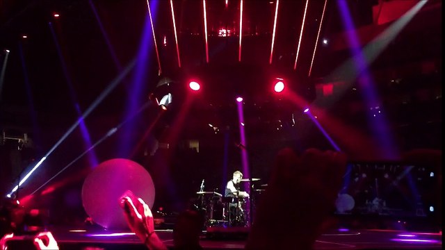 Muse - United States of Eurasia, Houston Toyota Center, 12/01/2015