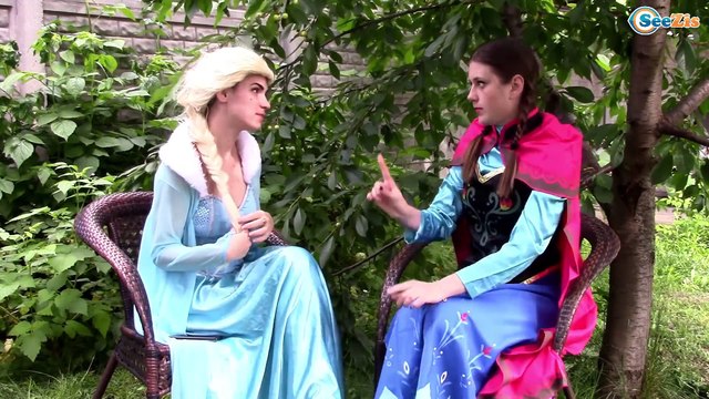 Spiderman & Frozen Elsa BALLOON SURPRISE Disney Car Toys! w/ Pink Spidergirl Maleficent Joker :)